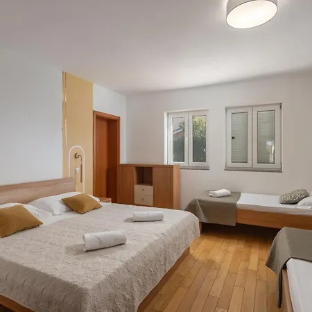 Oasis Jadreski Pool Apartamento