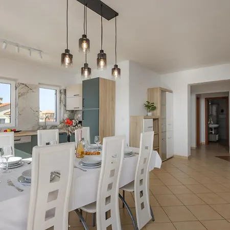 Oasis Jadreski Pool Apartamento