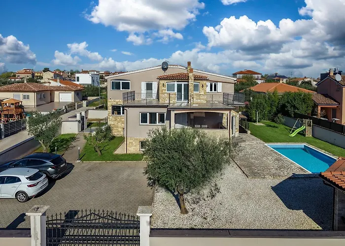 Oasis Jadreski Pool 公寓