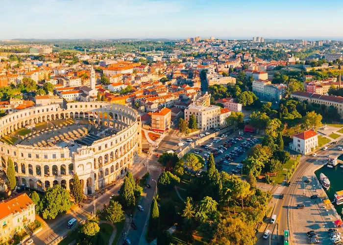 Oasis Jadreski Pool Lejlighed