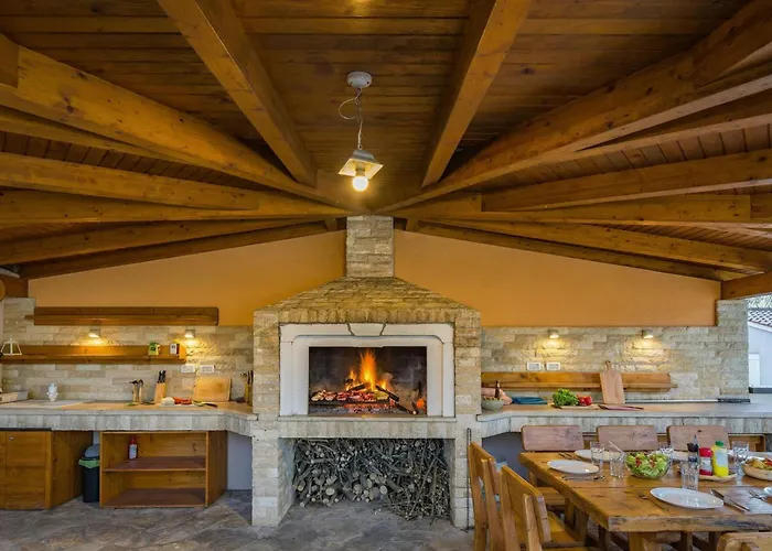 Oasis Jadreski Pool * Pula