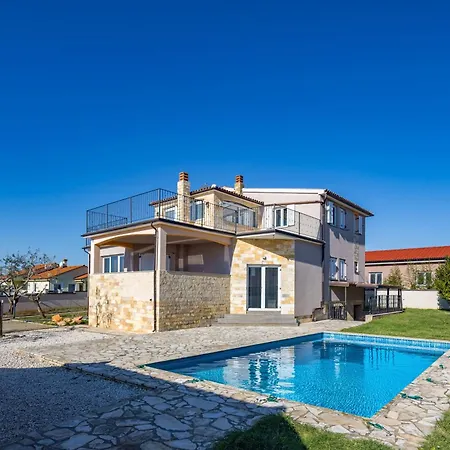 Apartment Oasis Jadreski Pool Pula