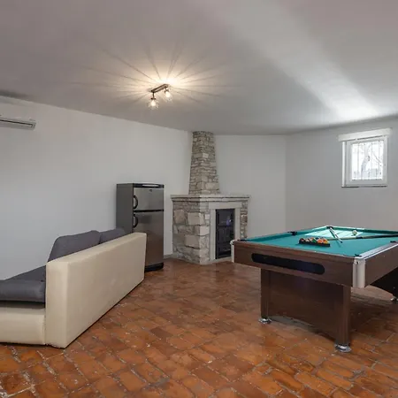 Apartment Oasis Jadreski Pool