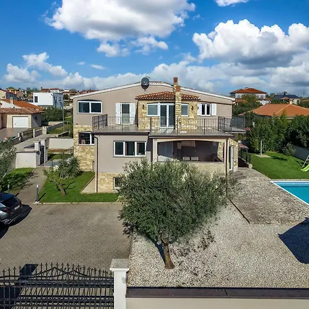 Apartment Oasis Jadreski Pool