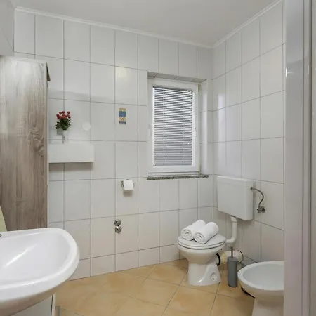Apartment Oasis Jadreski Pool Pula