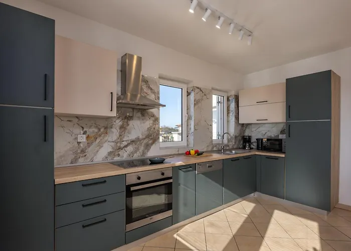 Appartement Oasis Jadreski Pool