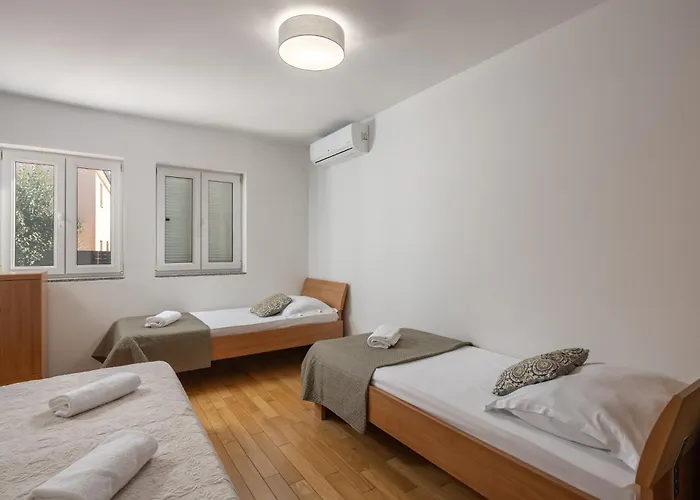 Appartement Oasis Jadreski Pool *