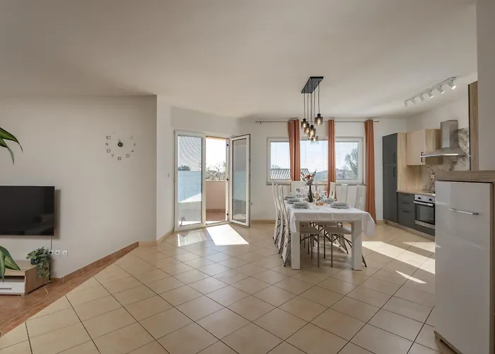 Oasis Jadreski Pool Lägenhet