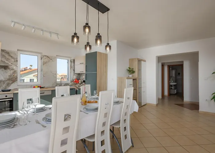 Oasis Jadreski Pool Appartement