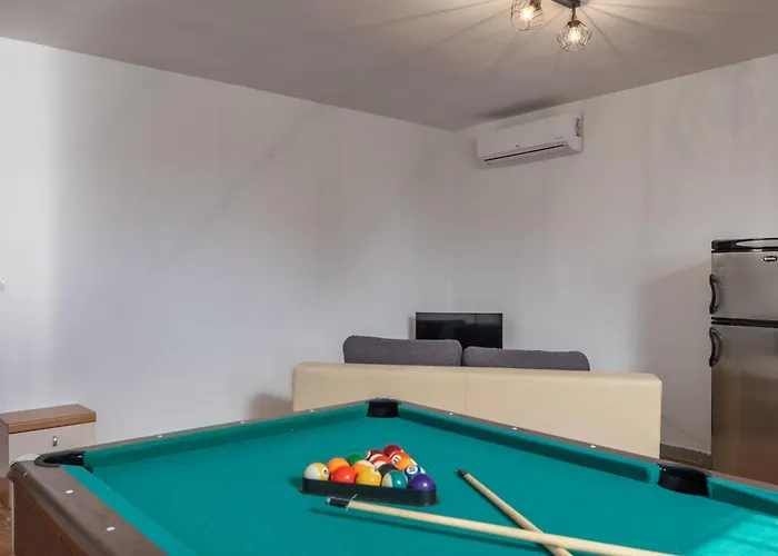 Oasis Jadreski Pool Lägenhet *